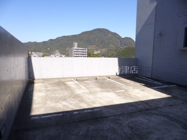 現川駅 徒歩51分 1階の物件外観写真